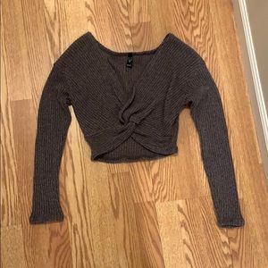 WINDSOR Cropped Sweater